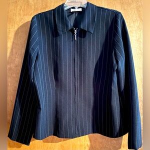 ❤️AB Studio Byer California❤️ Women’s zip up Blazer/ Blouse🌹size L.❤️